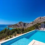 וילה Belvedere With Heated Pool, Billiards, Media Room, Sea Views,10 Pax *