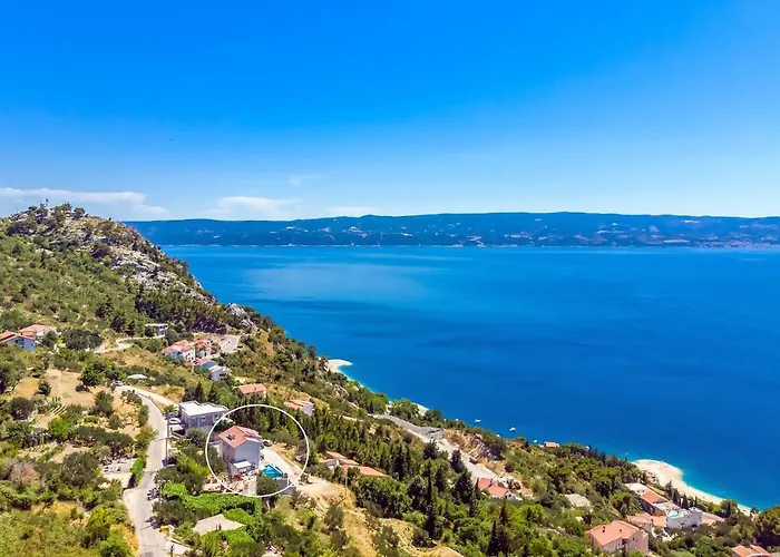 Villa Belvedere With Heated Pool, Billiards, Media Room, Sea Views,10 Pax Omiš